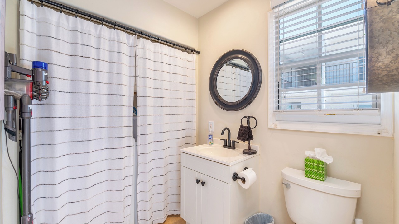 Photo of Bathroom in Survey Creek