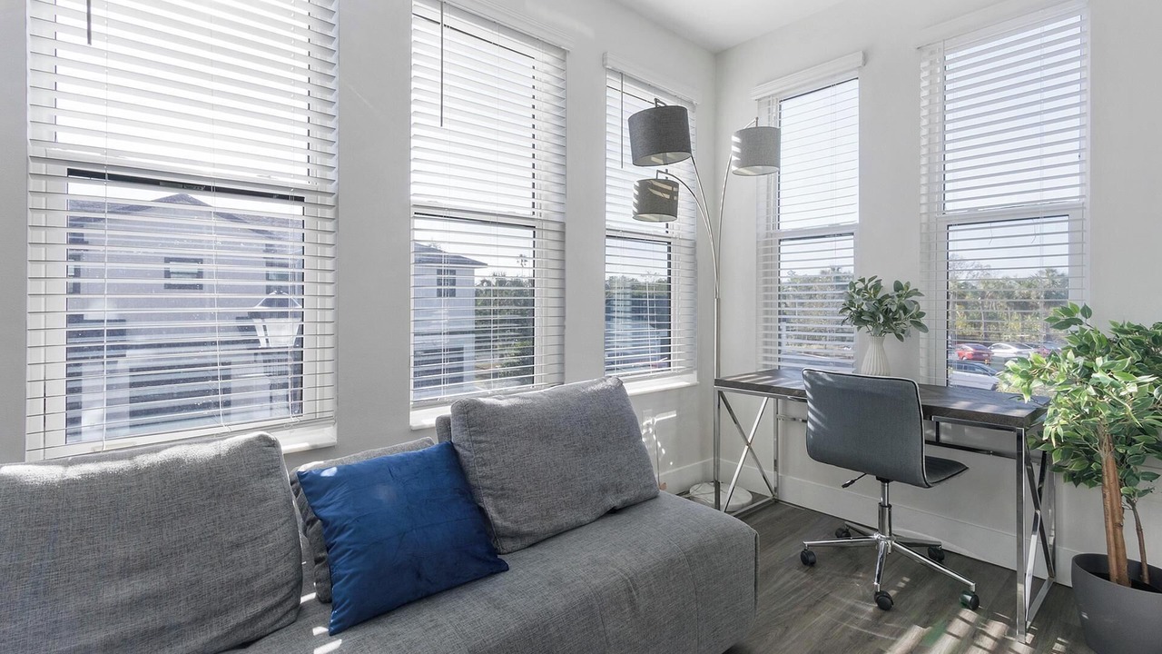Photo of Livingroom in Port Tampa City