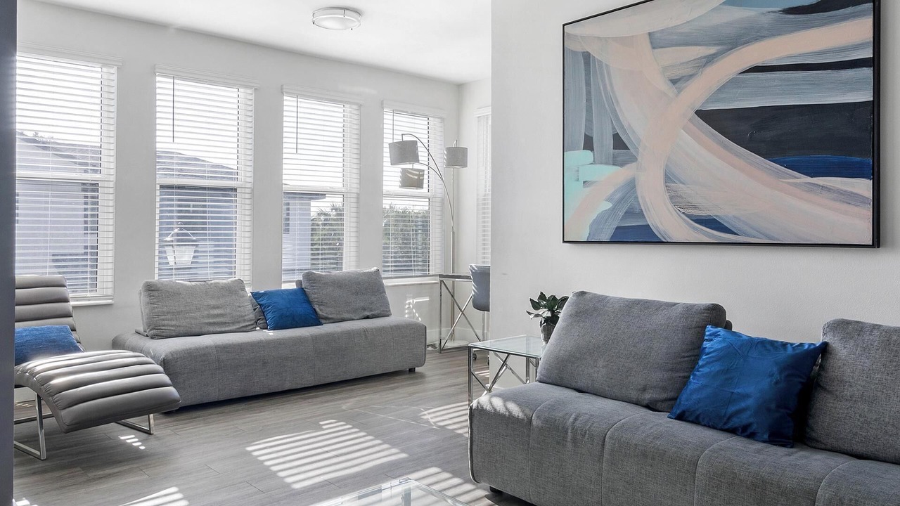 Photo of Livingroom in Port Tampa City