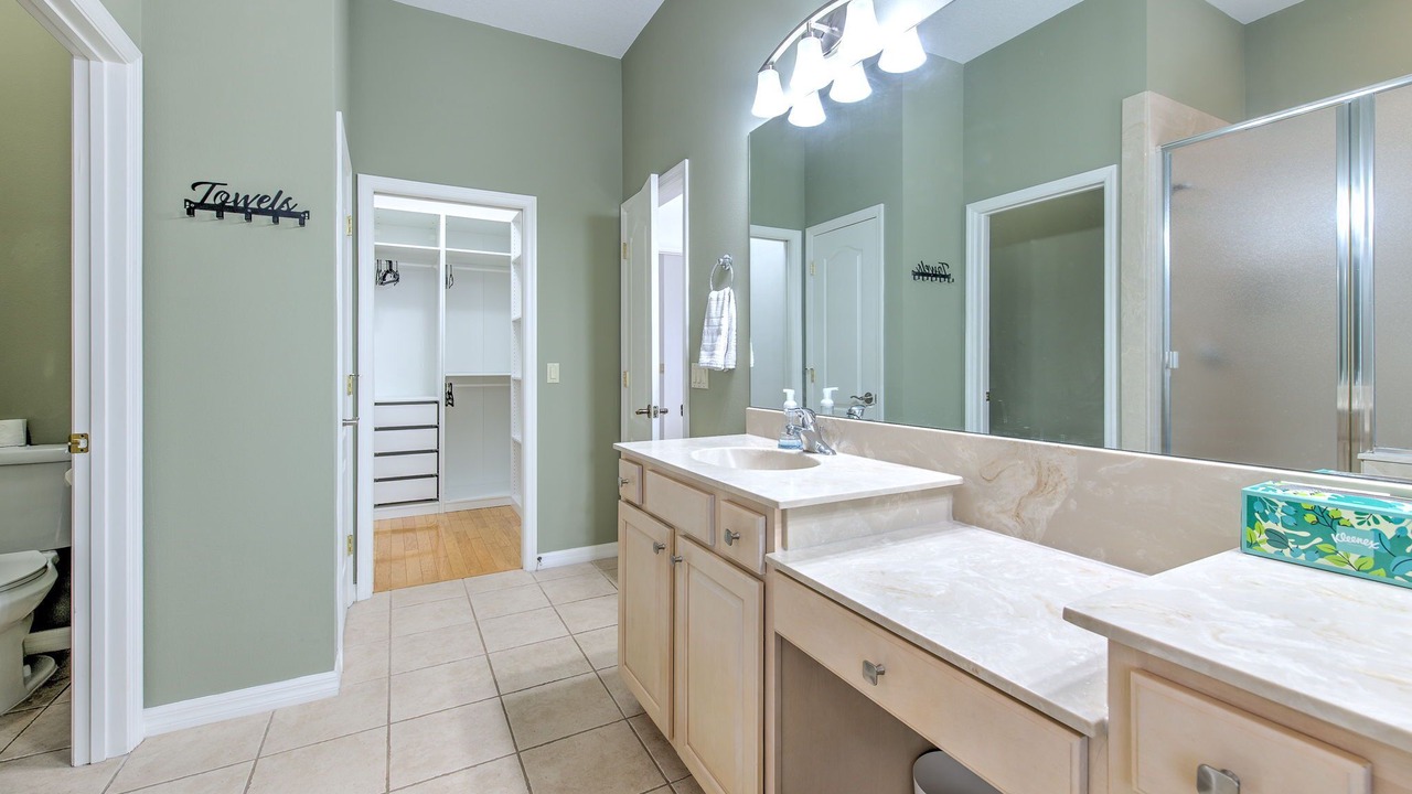 Photo of Bathroom in Apollo Beach