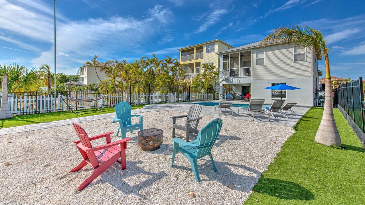 Photo of Patio Balcony in Apollo Beach