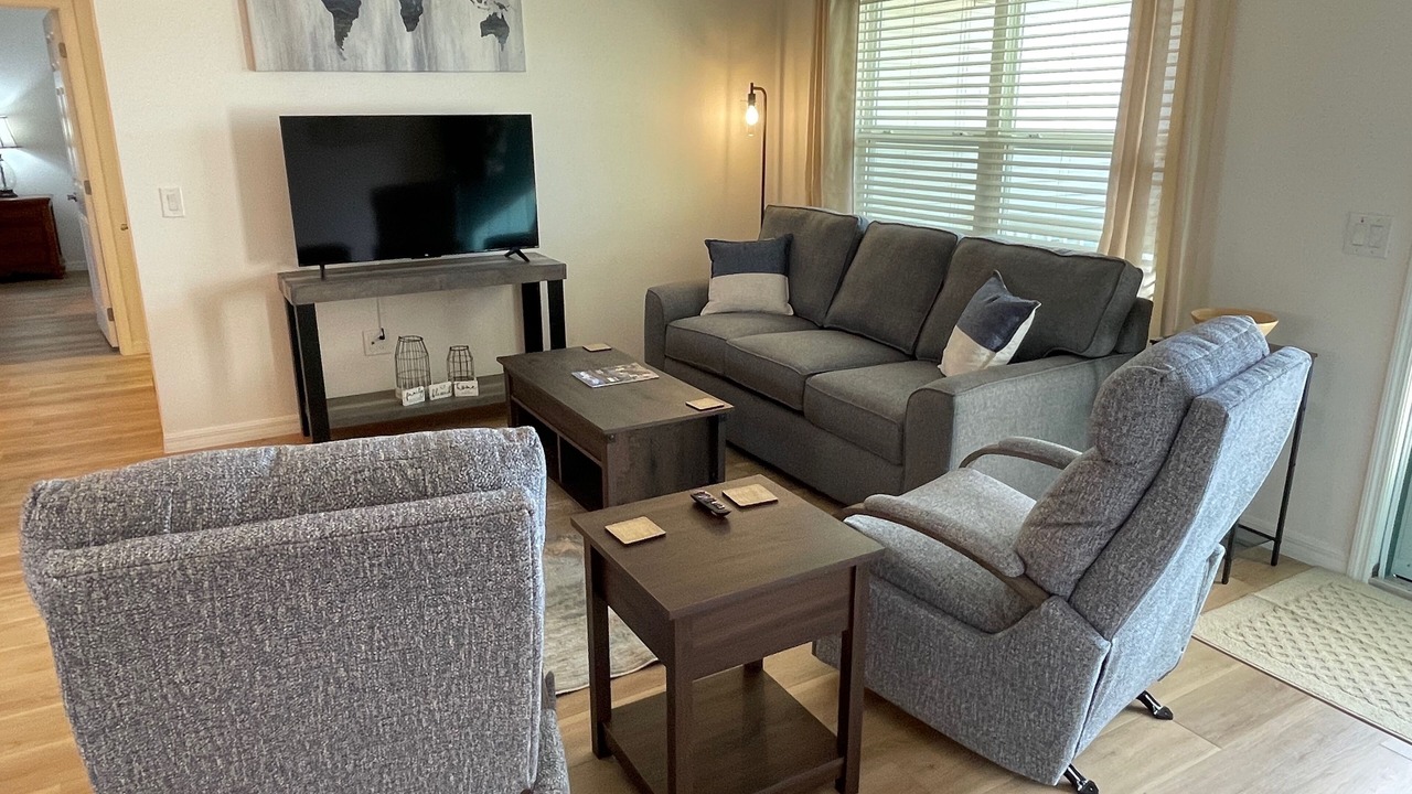 Photo of Livingroom in Fruitland Park