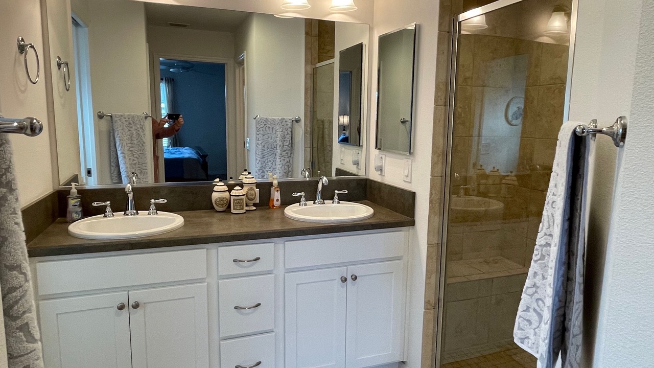 Photo of Bathroom in Fruitland Park