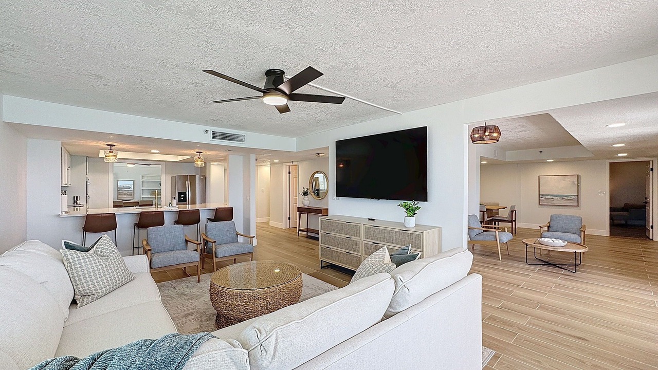 Photo of Livingroom in Indian Shores