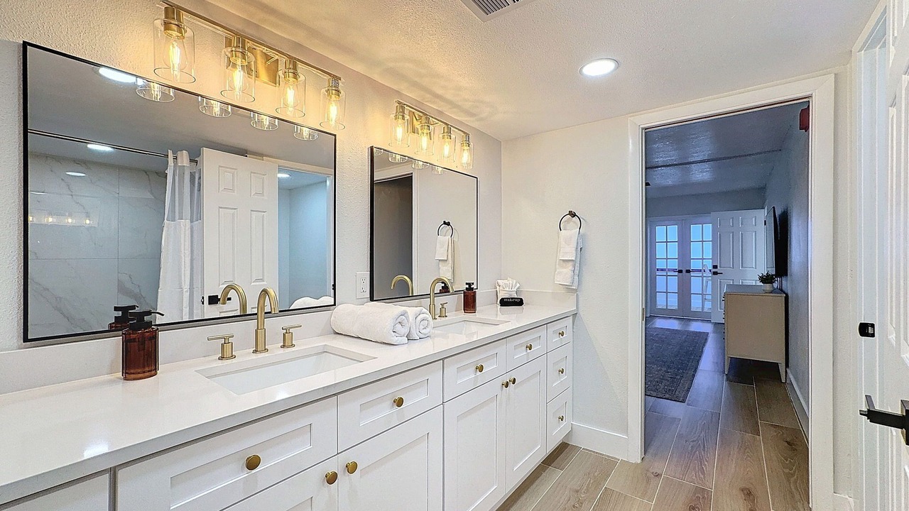 Photo of Bathroom in Indian Shores