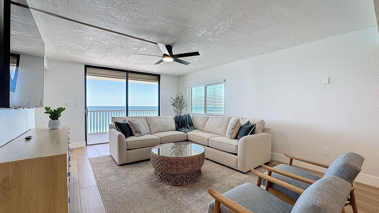 Photo of Livingroom in Indian Shores