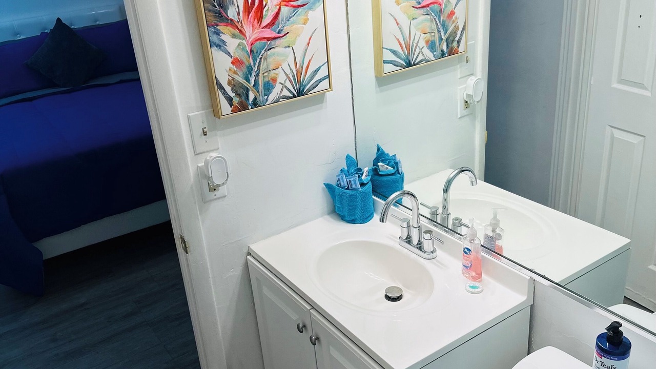 Photo of Bathroom in Bostwick Park