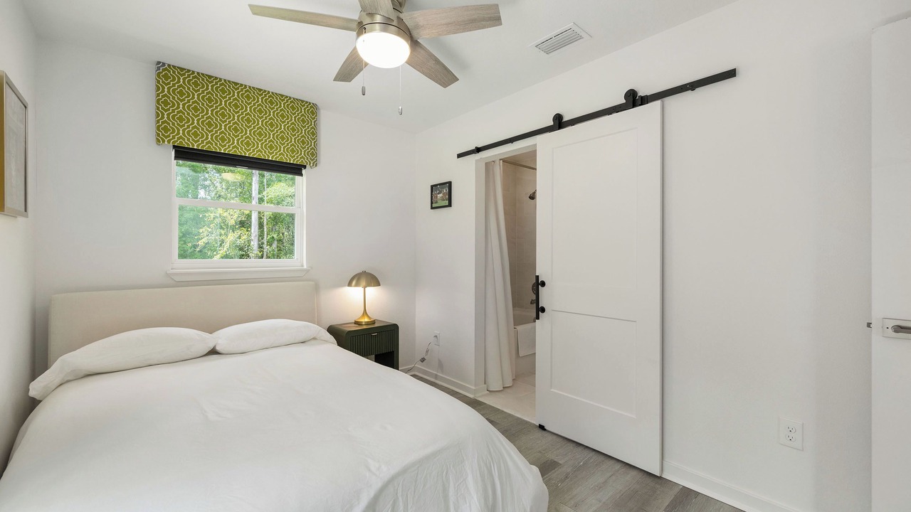 Photo of Bedroom in Fellowship