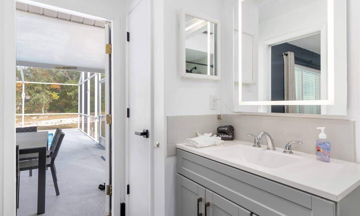 Photo of Bathroom in Brooksville