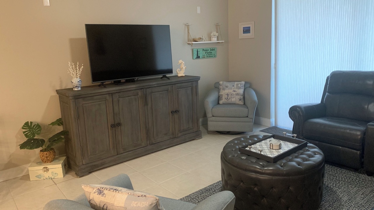Photo of Livingroom in Ponce Inlet