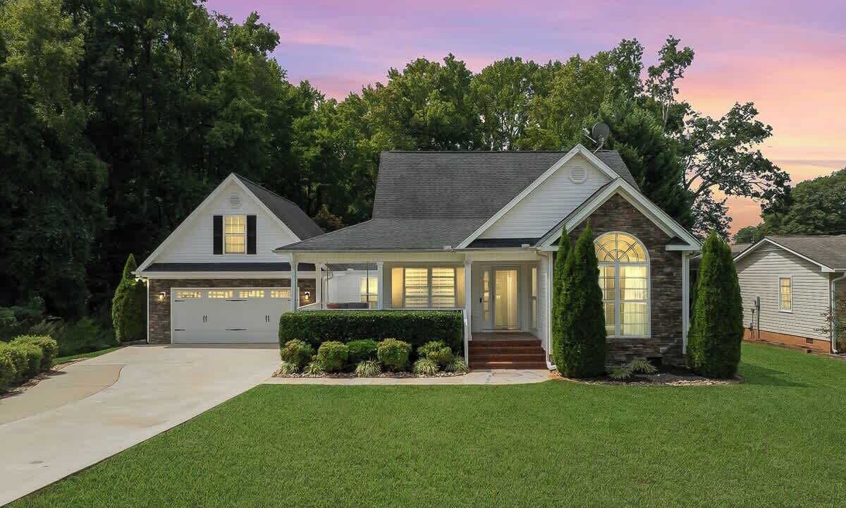 Photo of Outdoor in Simpsonville