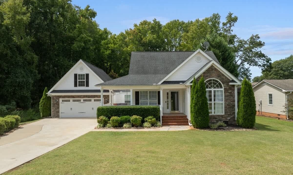 Photo of Outdoor in Simpsonville