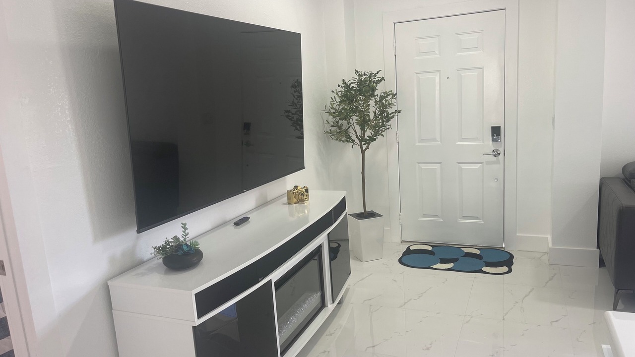 Photo of Livingroom in Providence Lakes