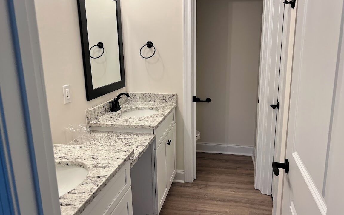 Photo of Bathroom in Seneca