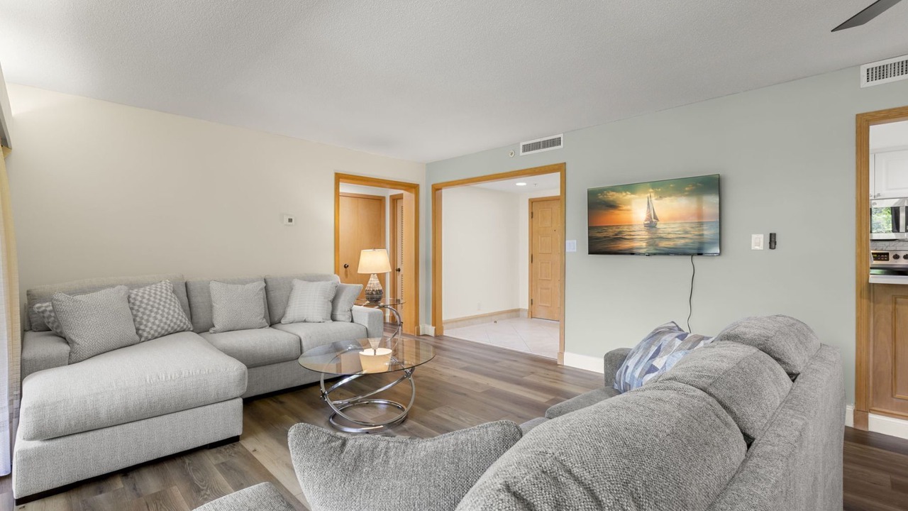 Photo of Livingroom in Palm Harbor