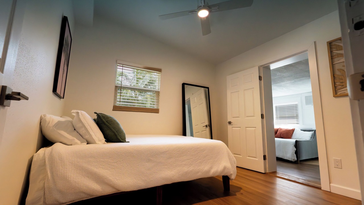 Photo of Bedroom in Bay Towne East