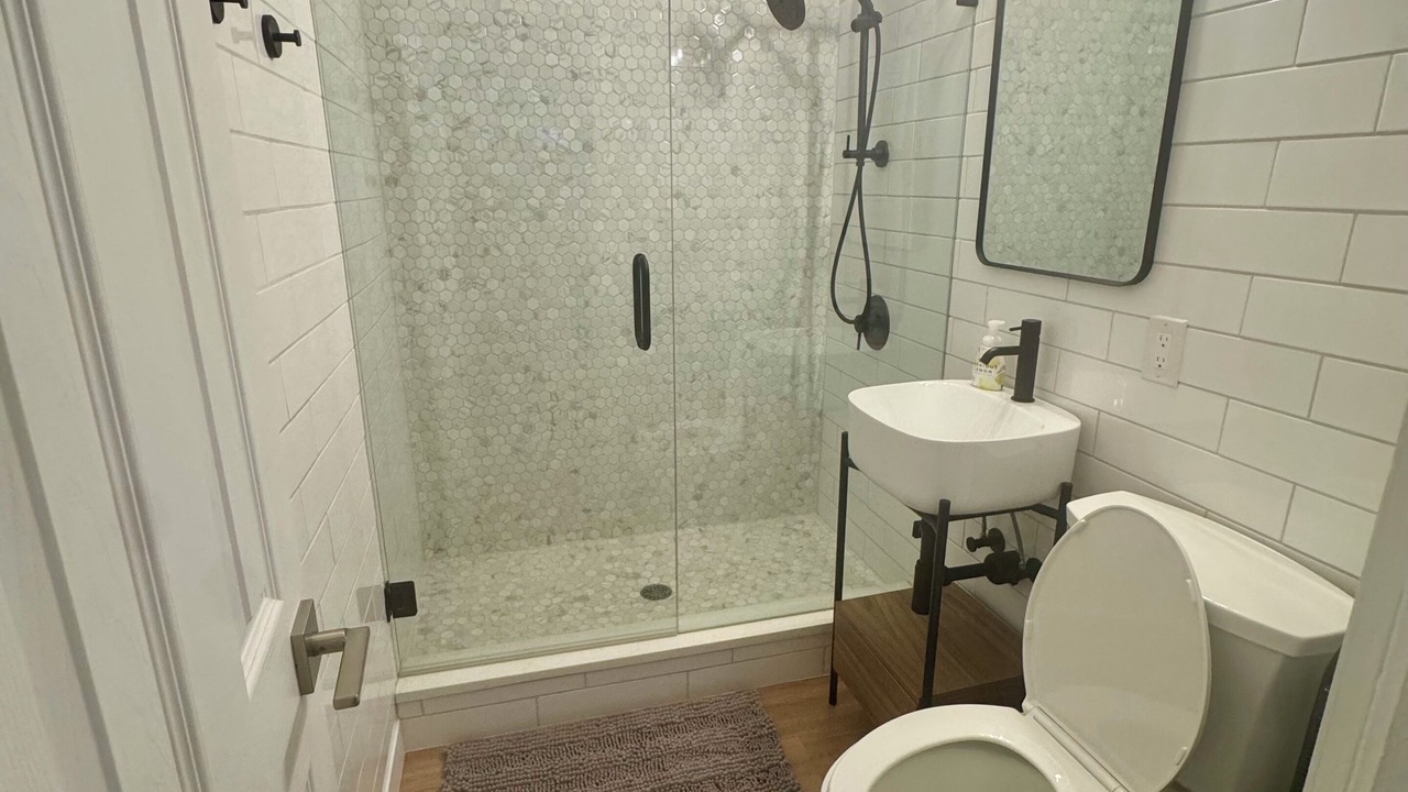 Photo of Bathroom in Bay Towne East