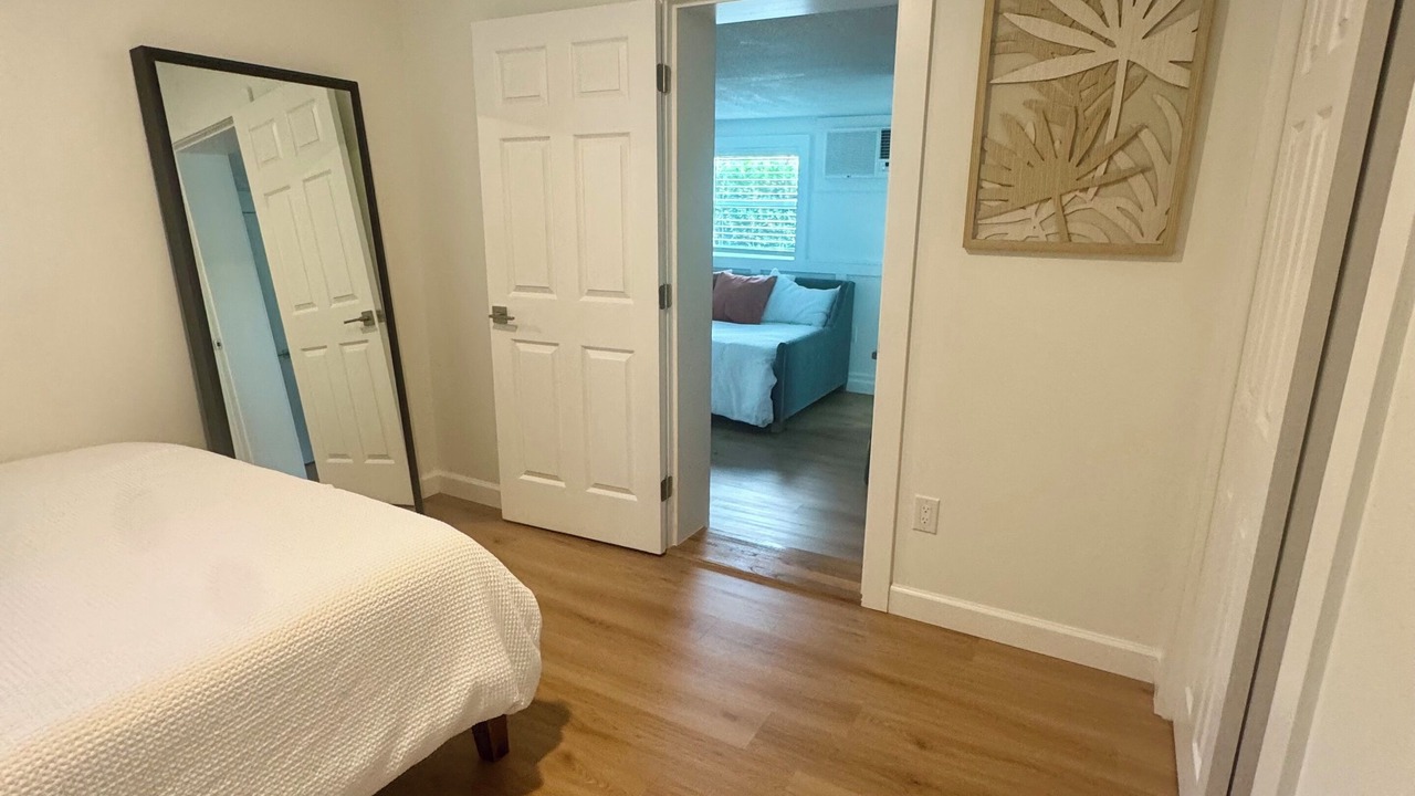 Photo of Bedroom in Bay Towne East