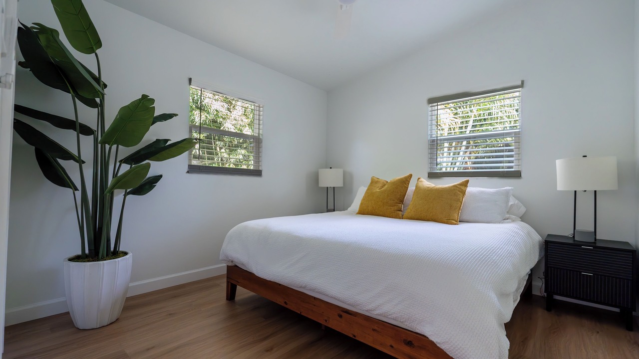 Photo of Bedroom in Bay Towne East