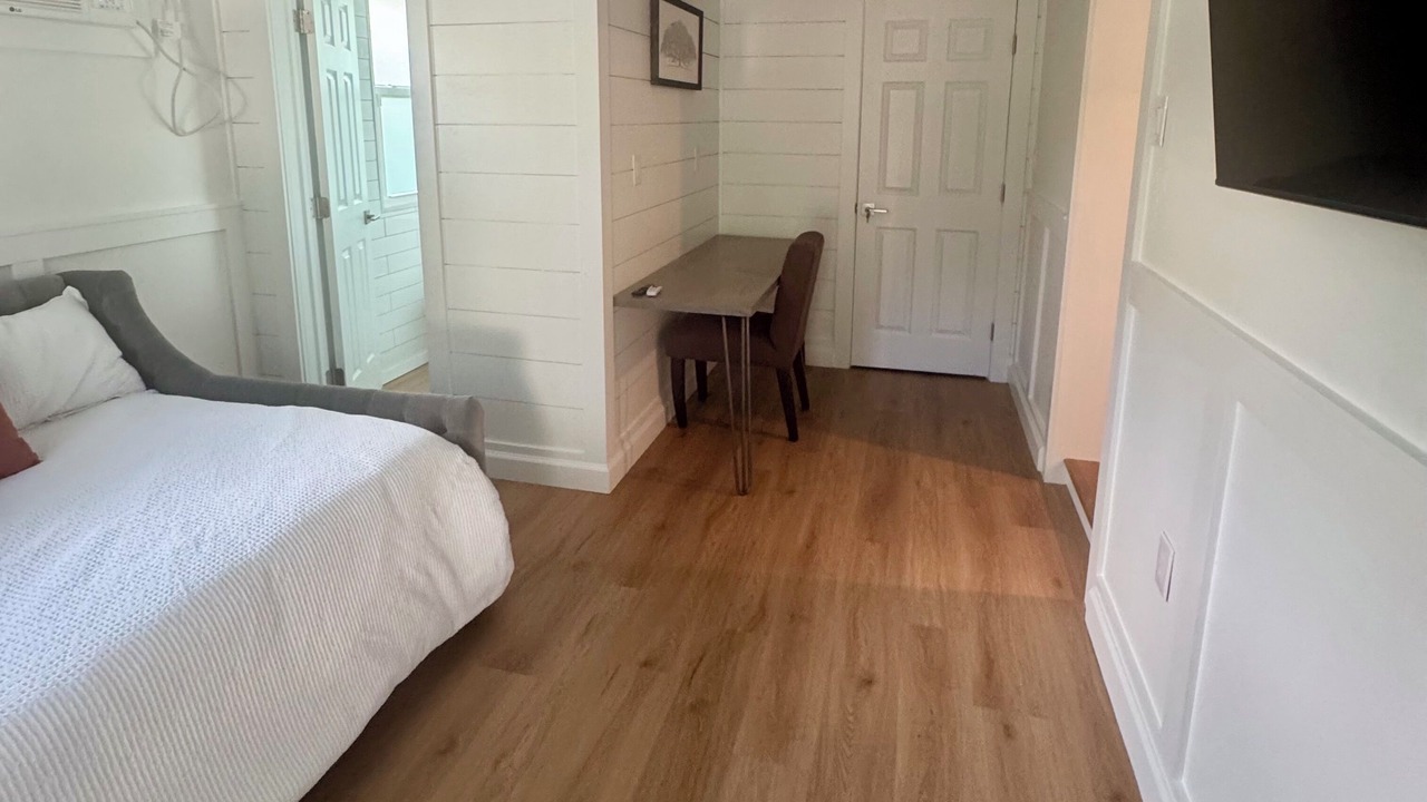 Photo of Bedroom in Bay Towne East