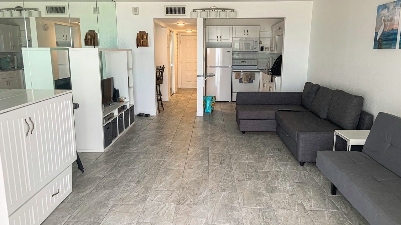 Photo of Livingroom in Sand Key