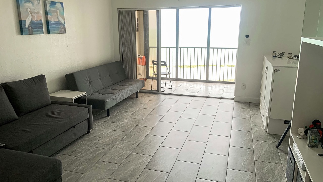 Photo of Livingroom in Sand Key