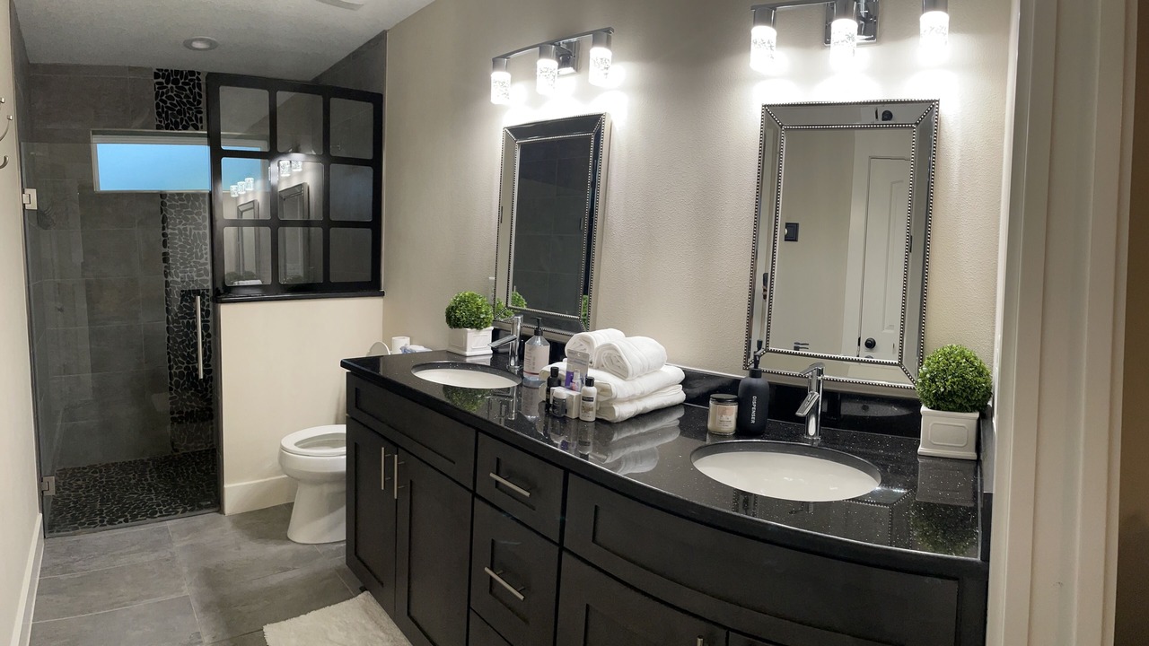 Photo of Bathroom in Fellowship