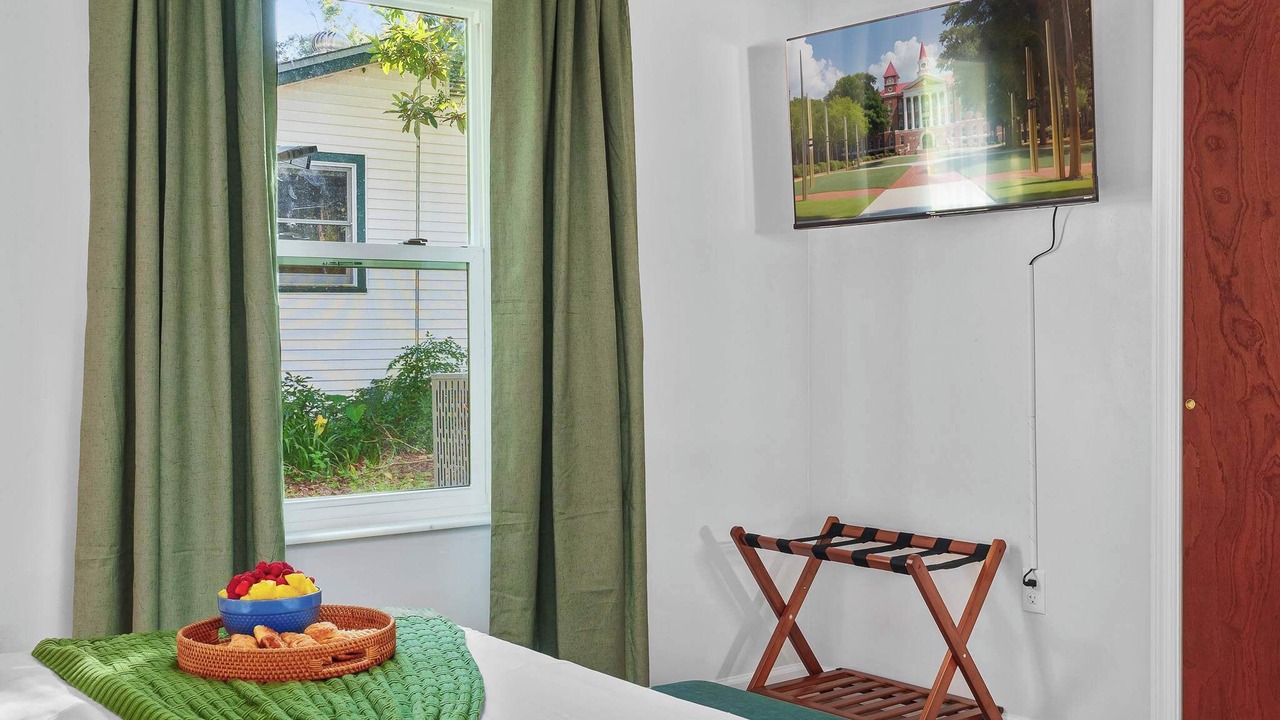 Photo of Bedroom in Alachua