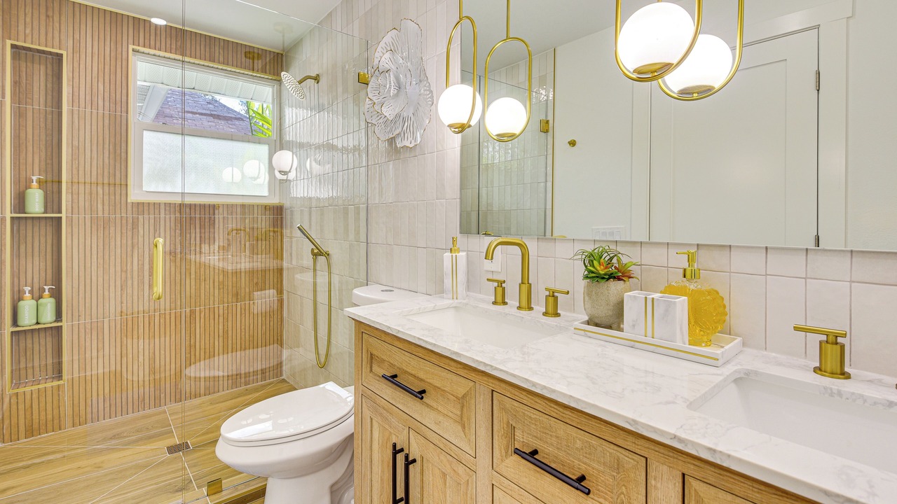 Photo of Bathroom in River District