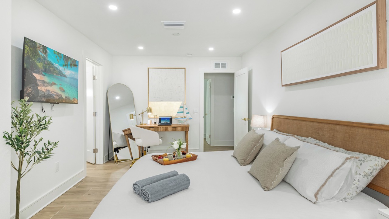 Photo of Bedroom in River District