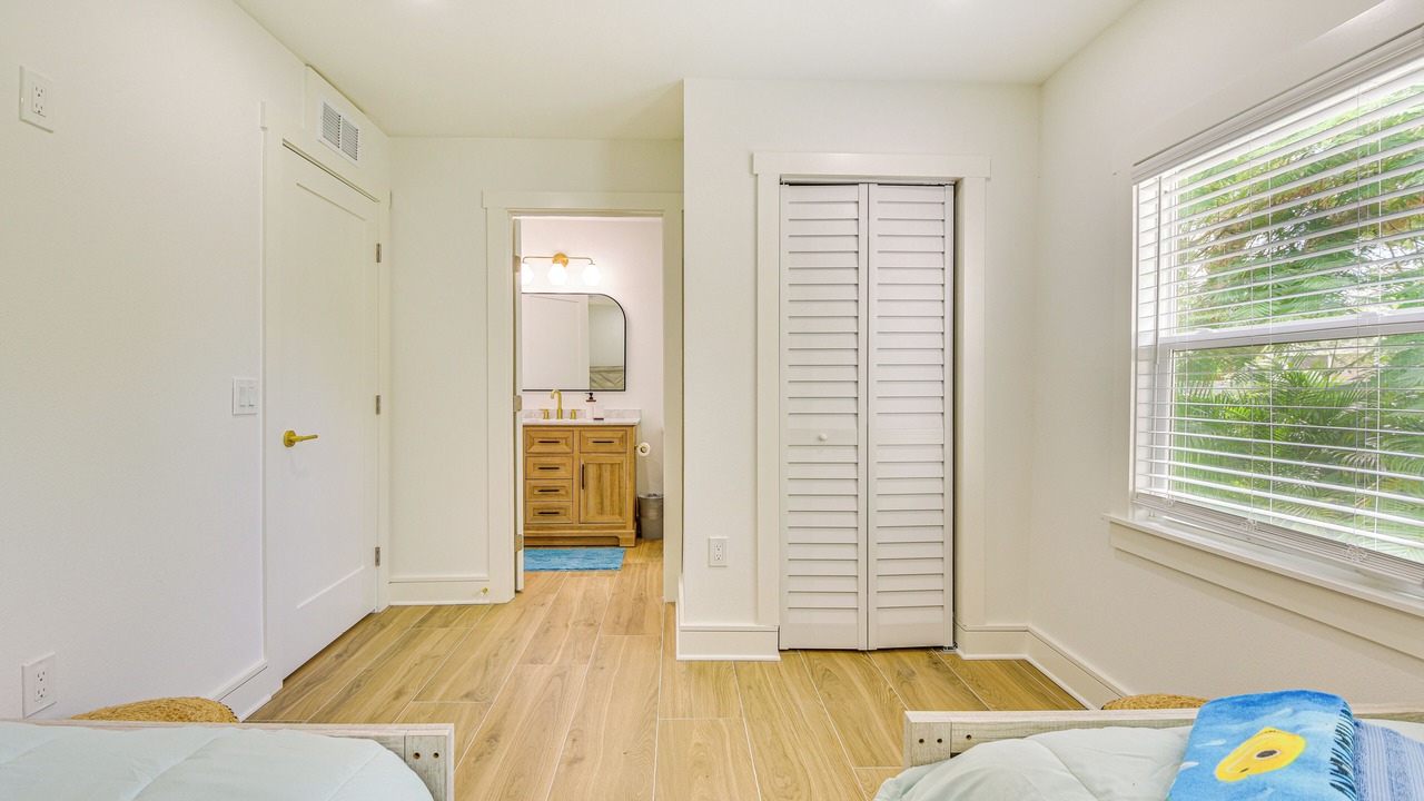 Photo of Bedroom in River District