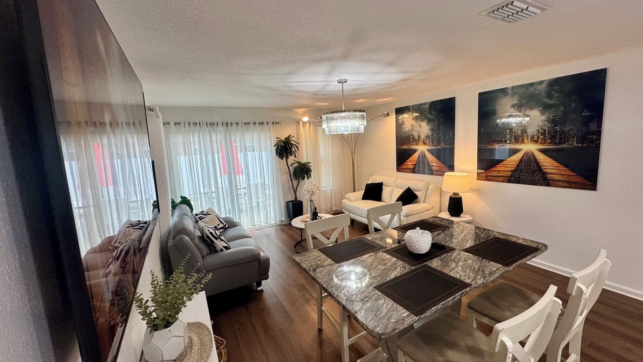 Photo of Livingroom in Southside