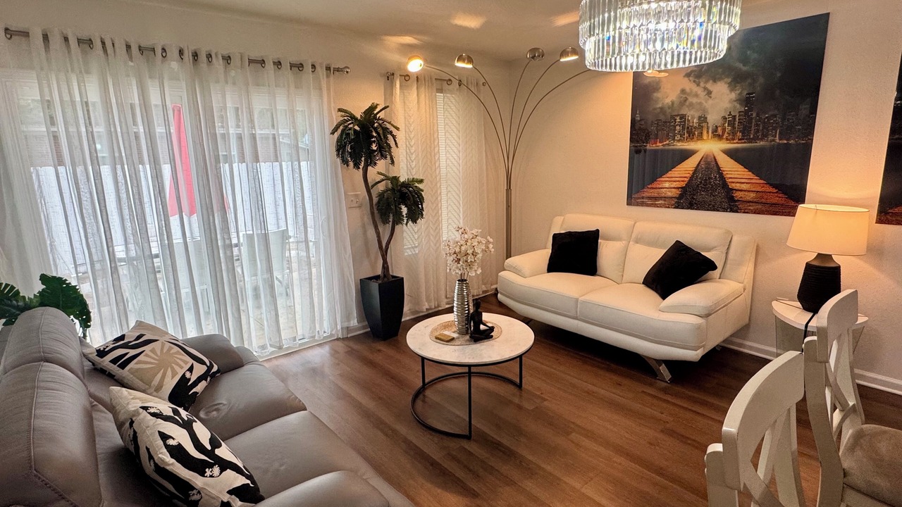 Photo of Livingroom in Southside