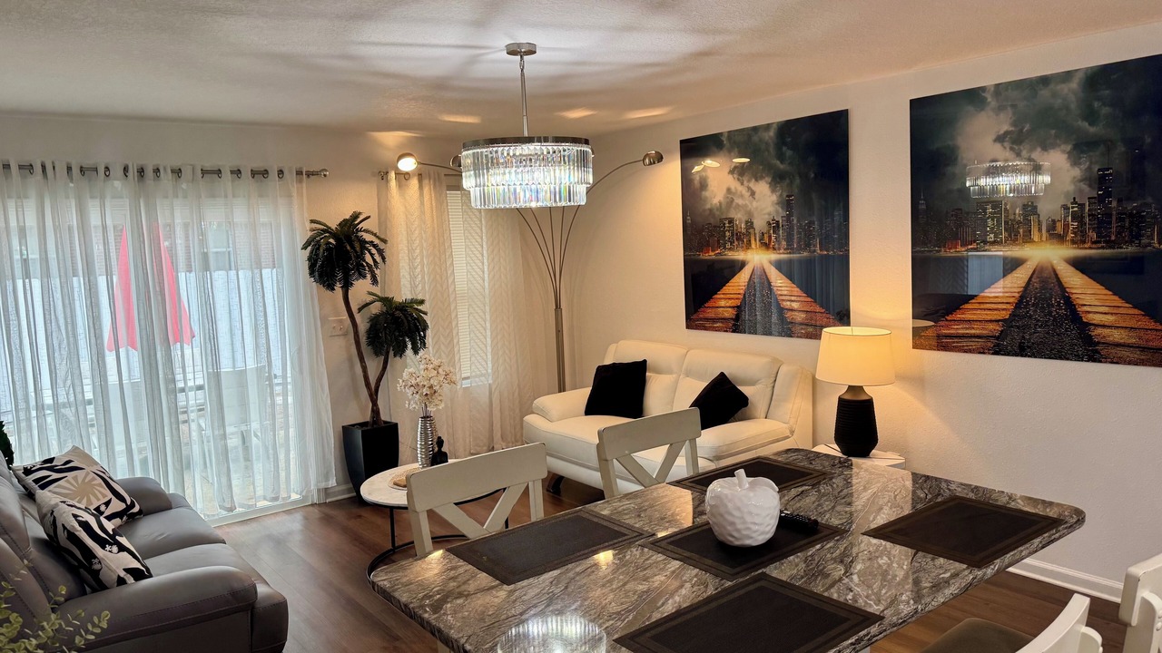Photo of Livingroom in Southside