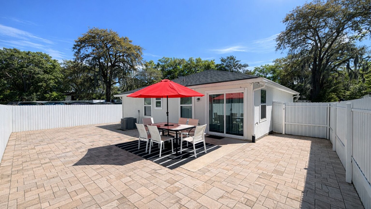 Photo of Outdoor in Southside
