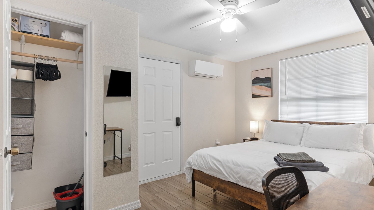 Photo of Bedroom in East Tampa