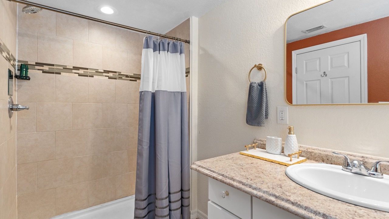Photo of Bathroom in East Tampa