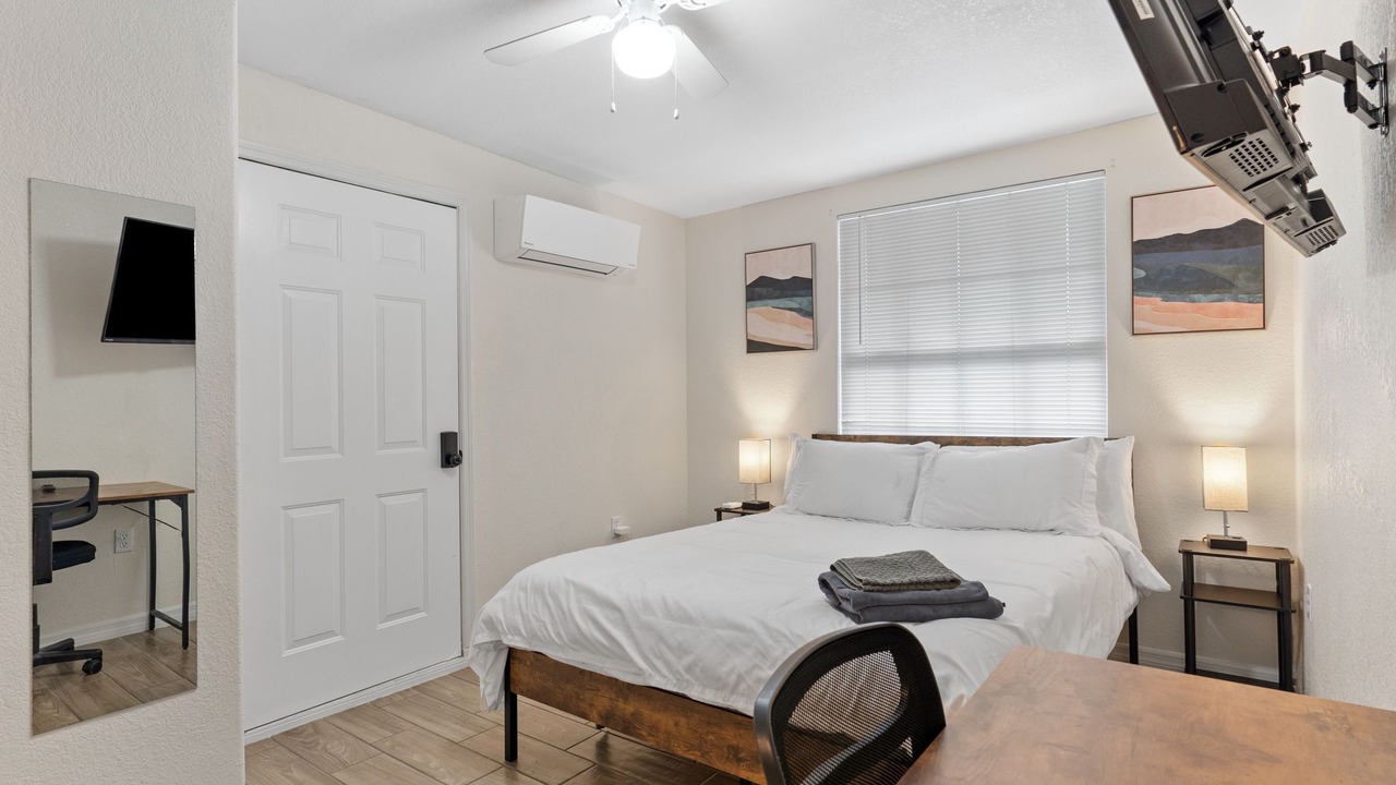 Photo of Bedroom in East Tampa