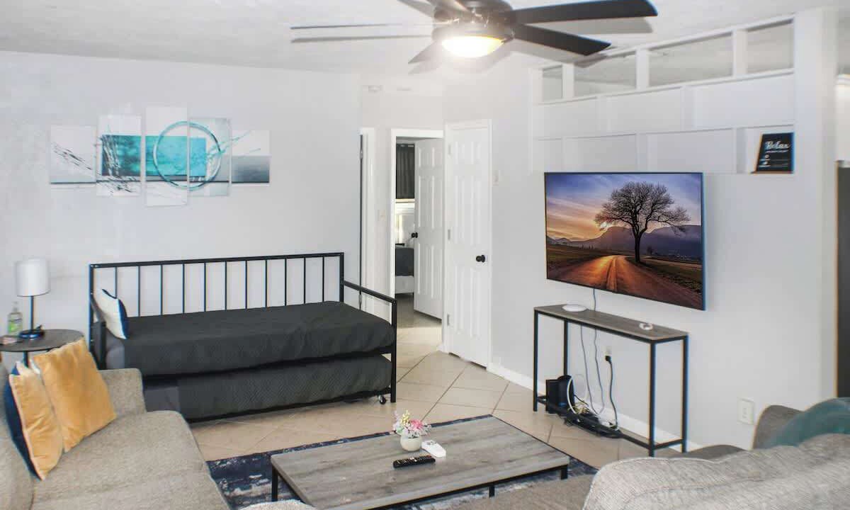 Photo of Bedroom in South Pinellas Community Council