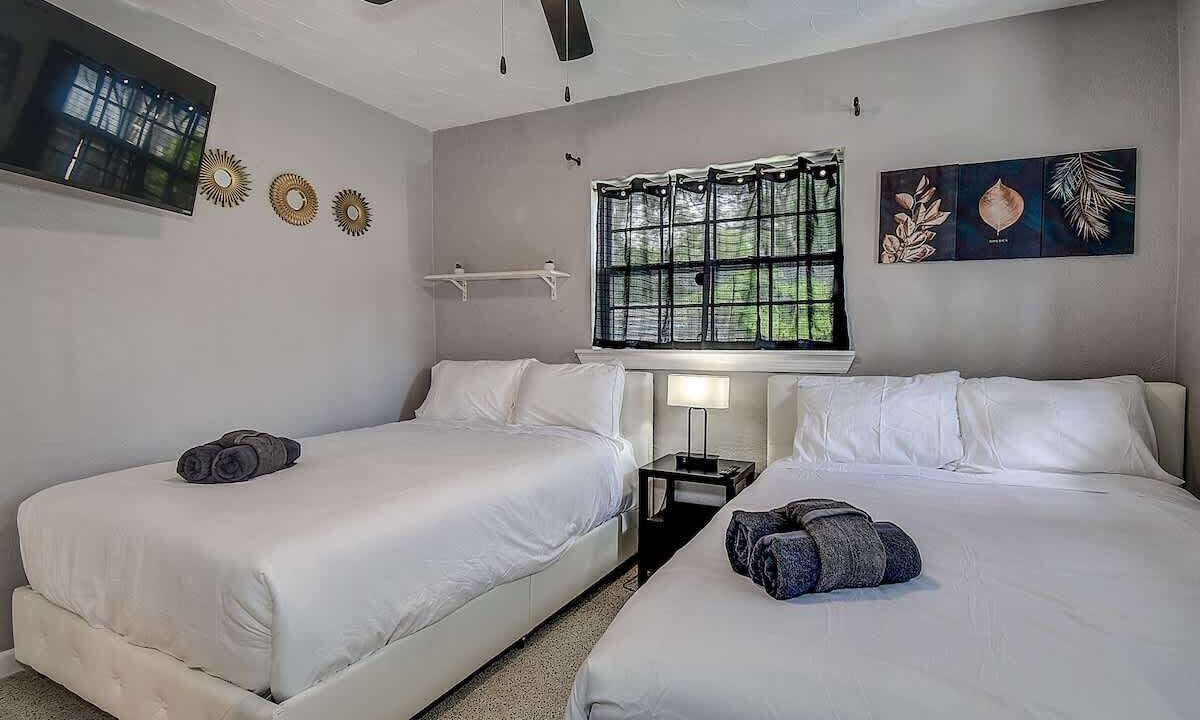 Photo of Bedroom in South Pinellas Community Council