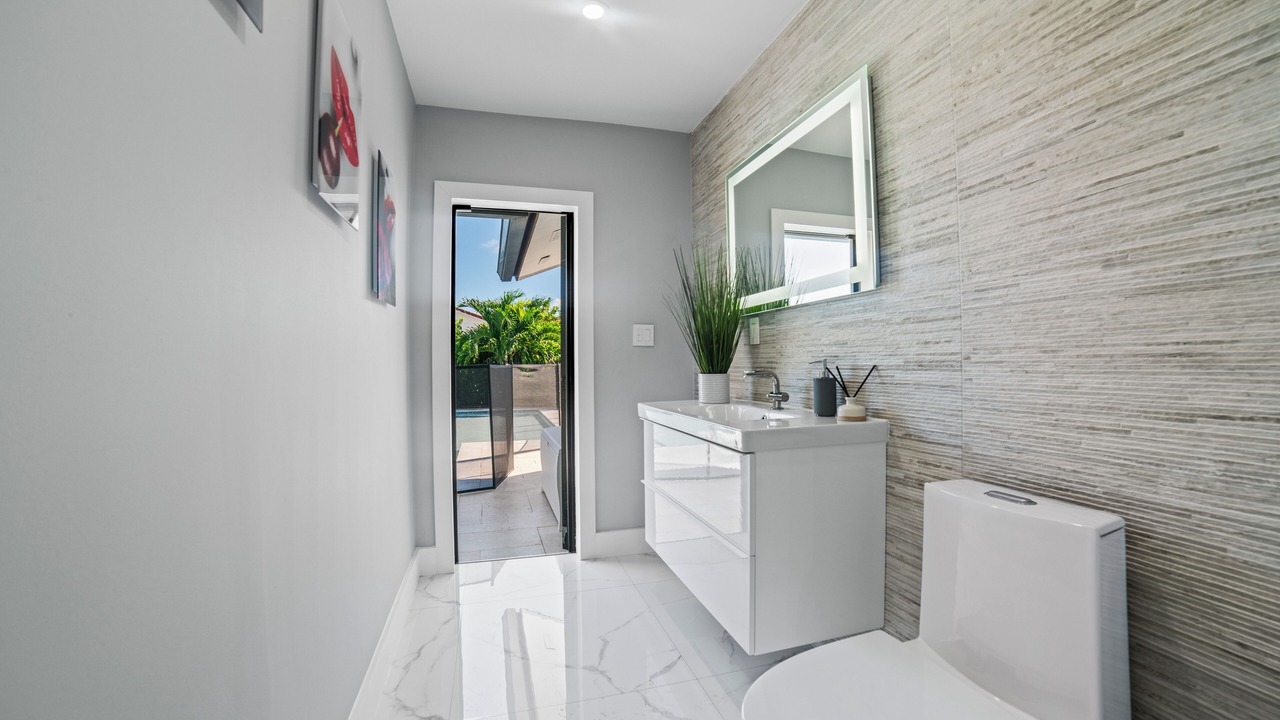 Photo of Bathroom in Ludlam