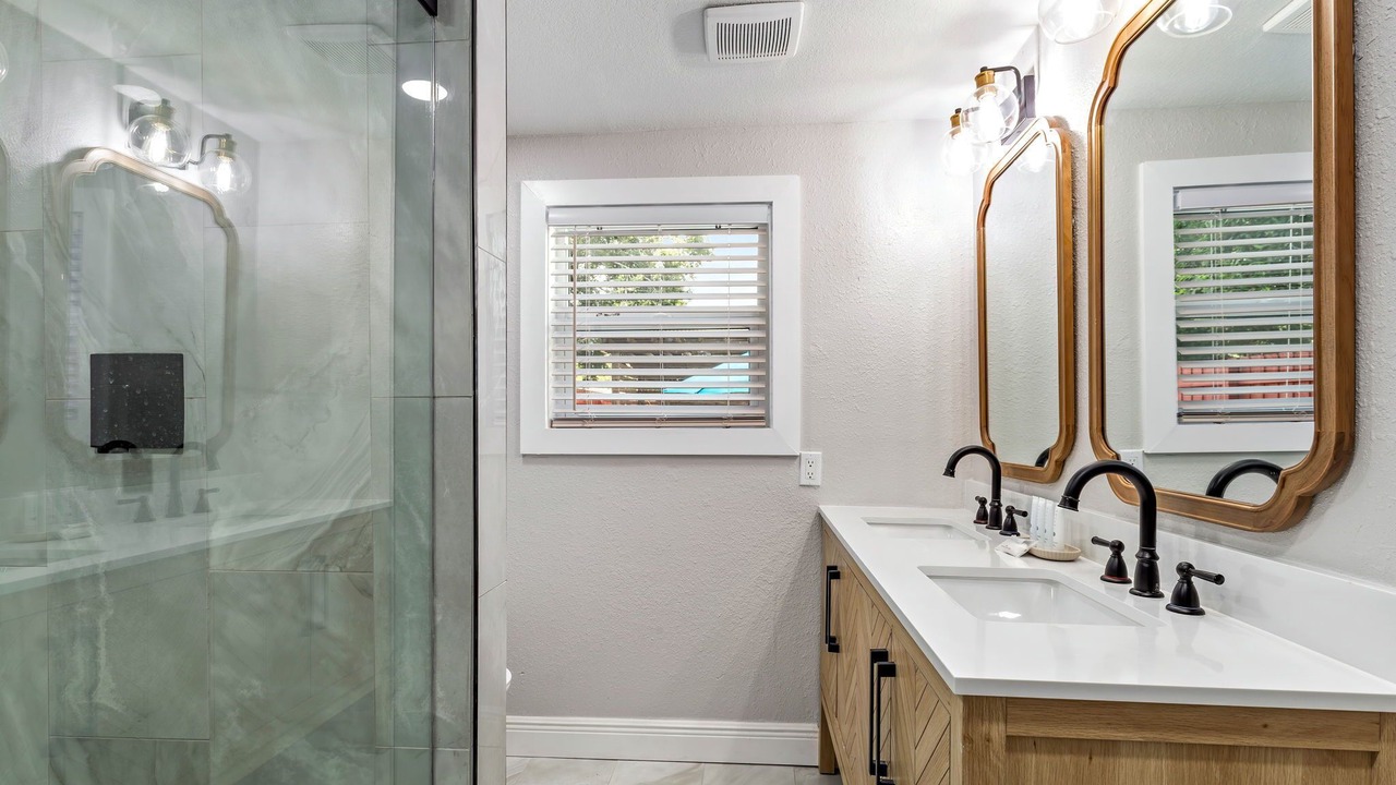Photo of Bathroom in Pinellas Park