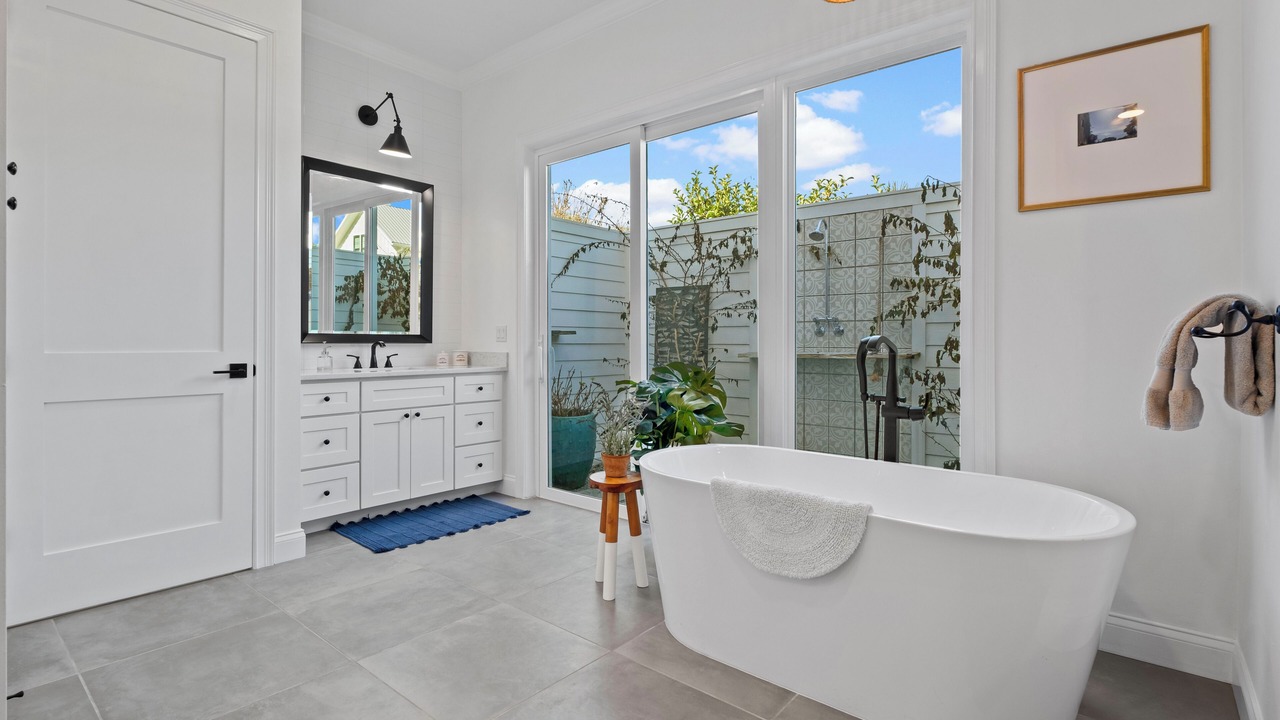 Photo of Bathroom in Newberry