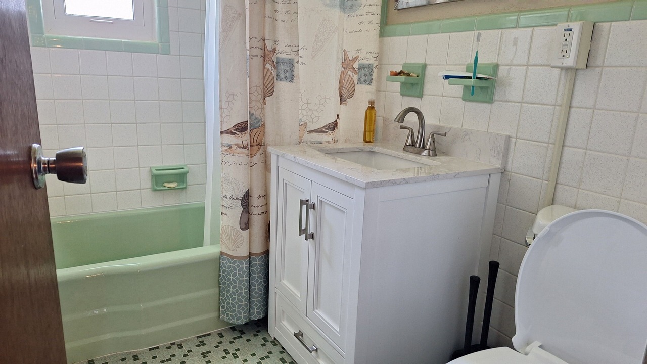 Photo of Bathroom in Ormond-by-the-Sea
