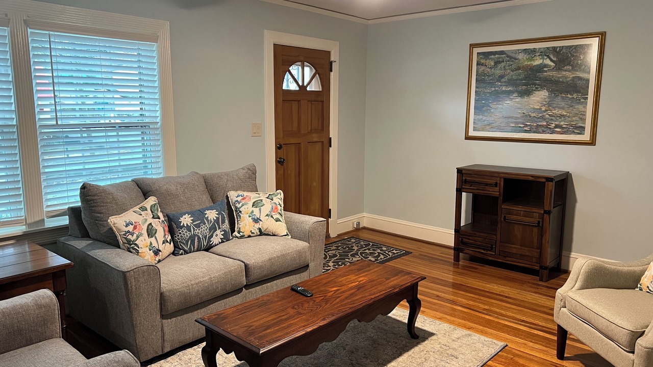 Photo of Livingroom in Landrum