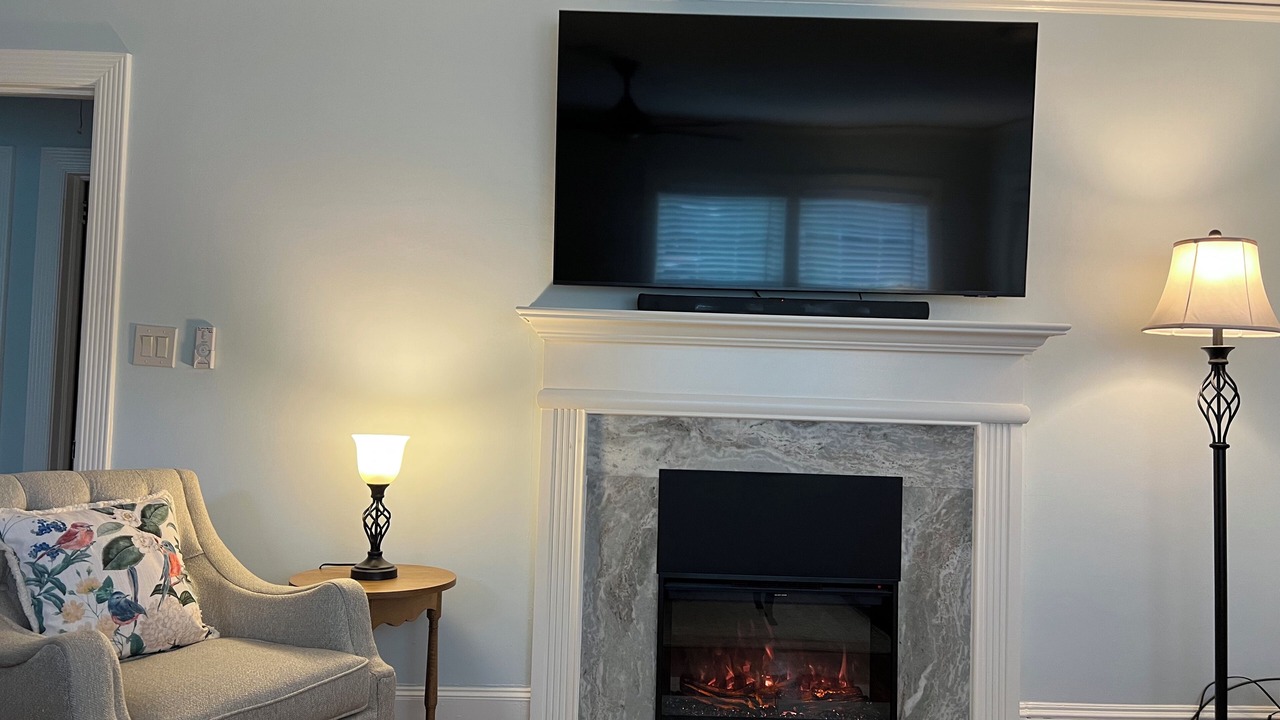 Photo of Livingroom in Landrum