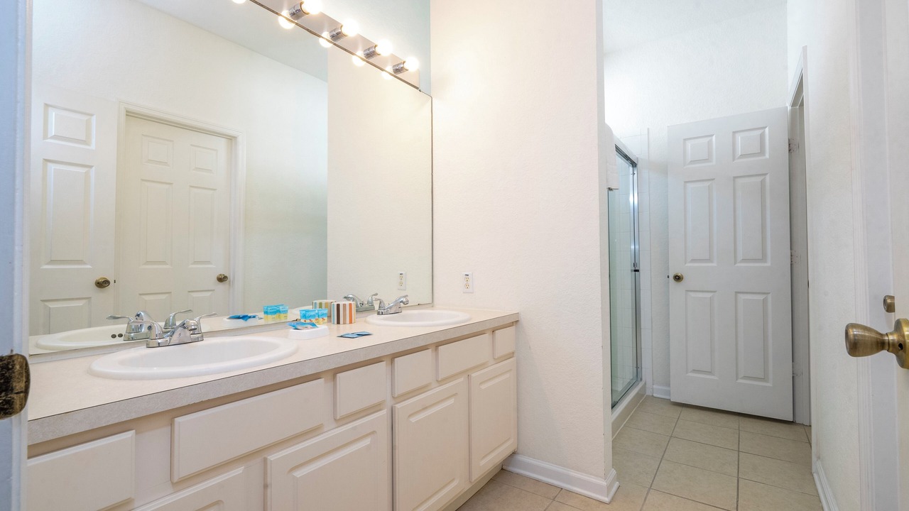 Photo of Bathroom in Windsor Hills