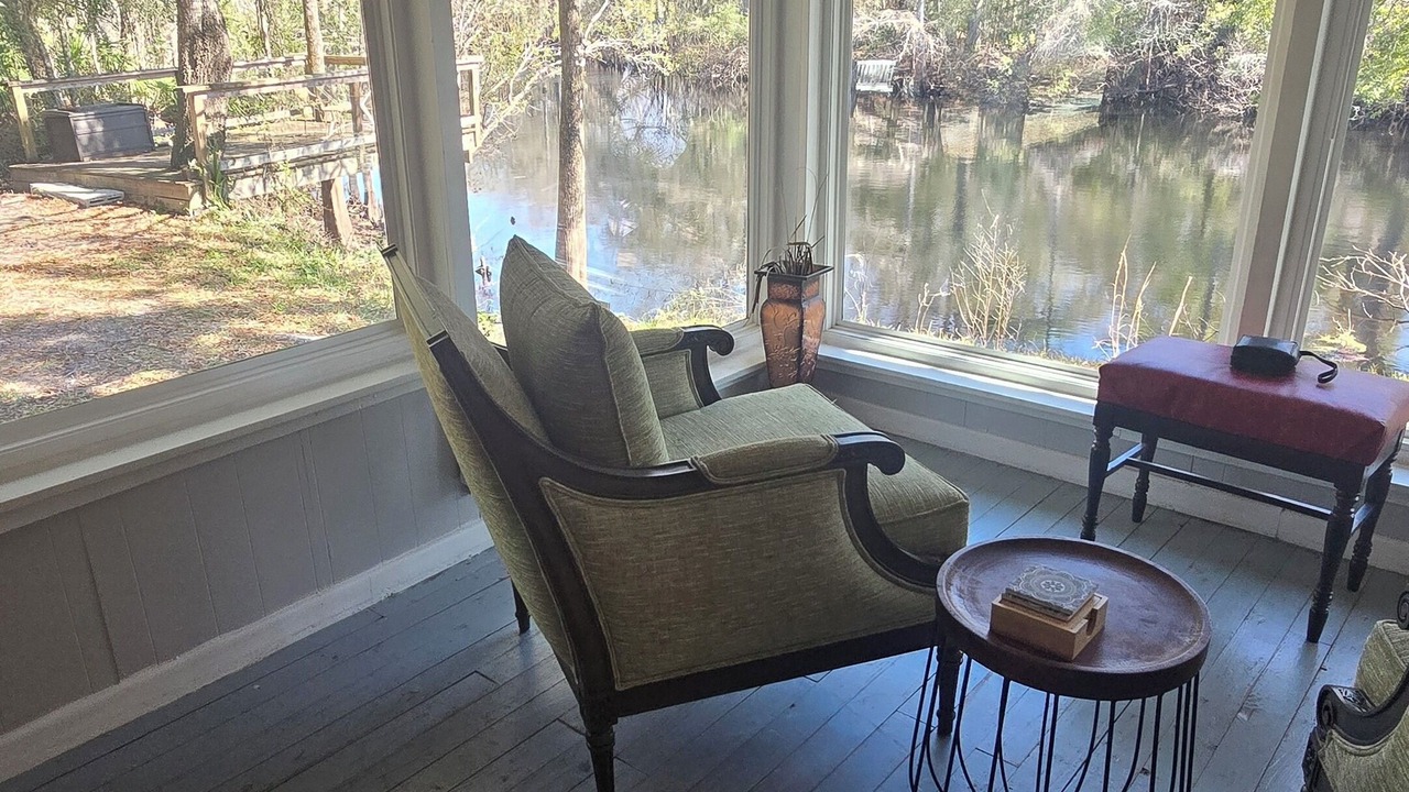Photo of Bedroom in Dunnellon