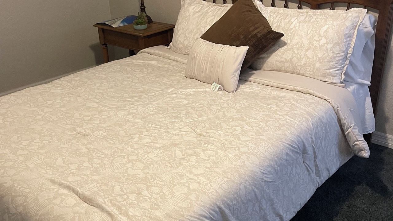 Photo of Bedroom in Dixieland