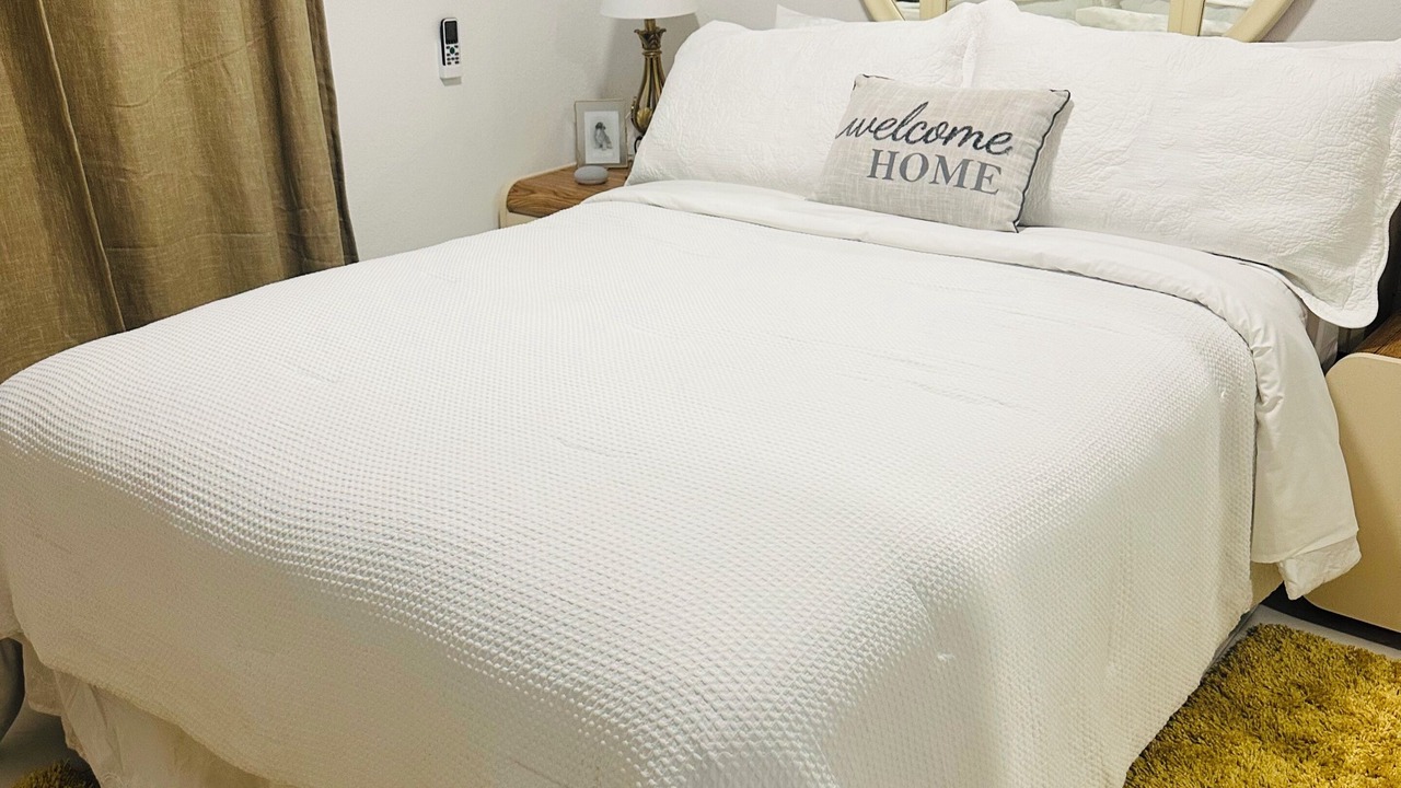 Photo of Bedroom in Lake Magdalene